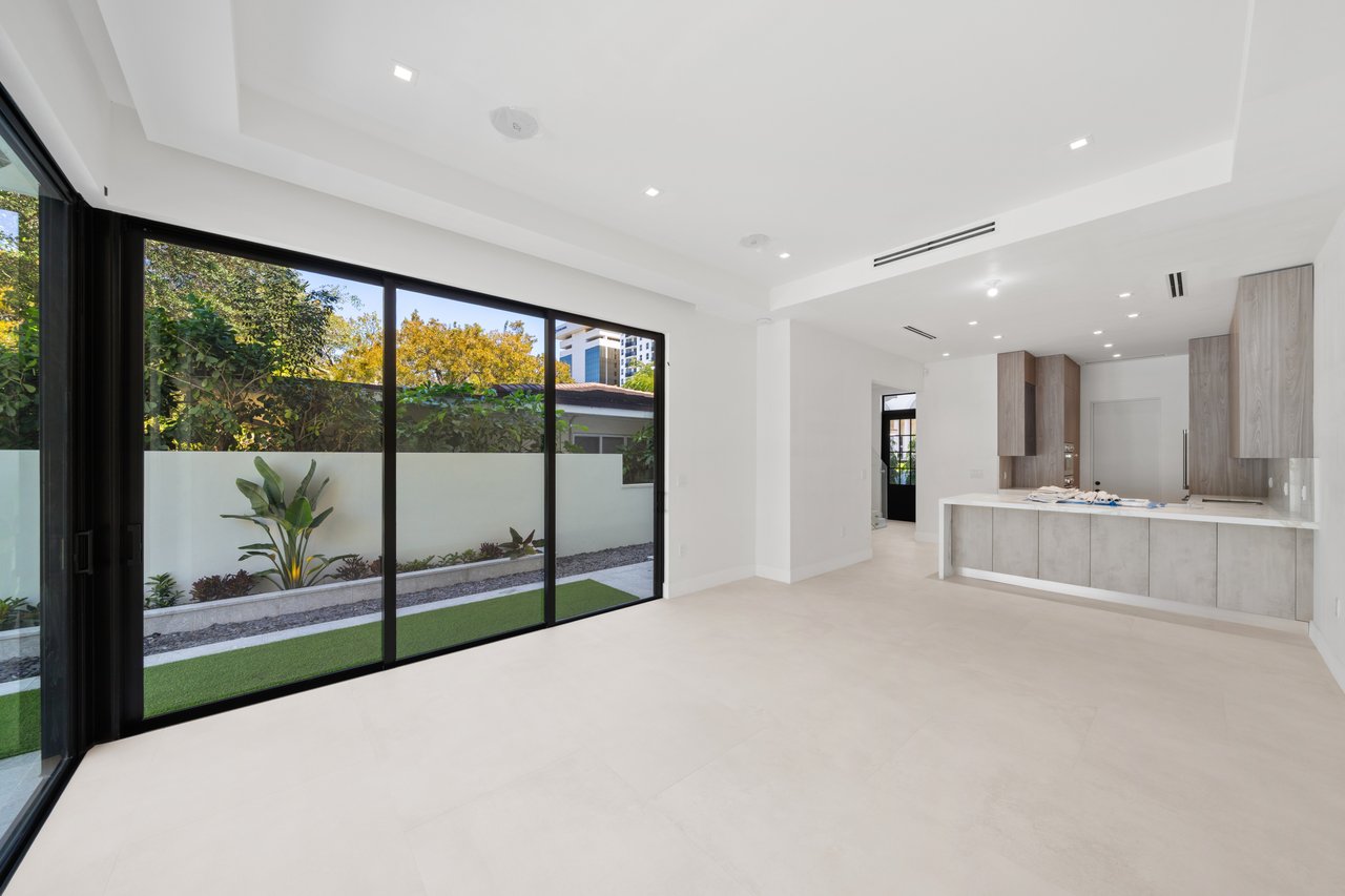 2710 S Le Jeune Road