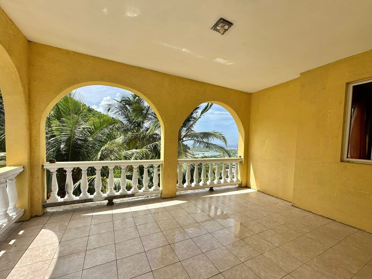 1085 Greenland 2 Bedroom Apartment