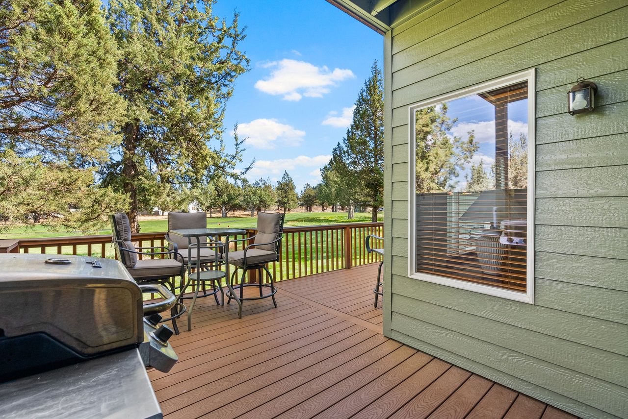 1044 Golden Pheasant Dr. 