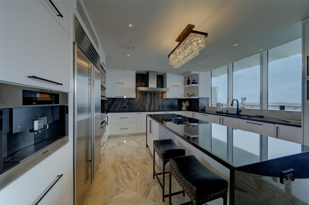 1 N Fort Lauderdale Beach Blvd 1906