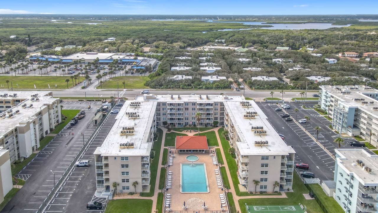 Top-Floor Oceanview Condo on New Smyrna Beach