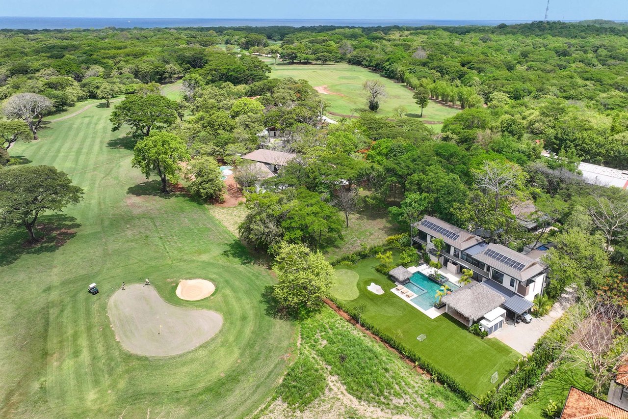 Rare Golf Front Estate Parcel | No HOA | 5,000m² in Hacienda Pinilla