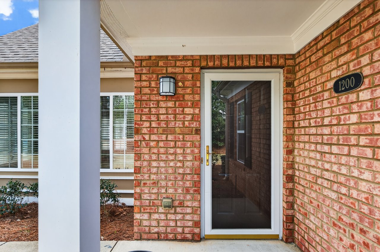 1200 Sweet Apple Circle