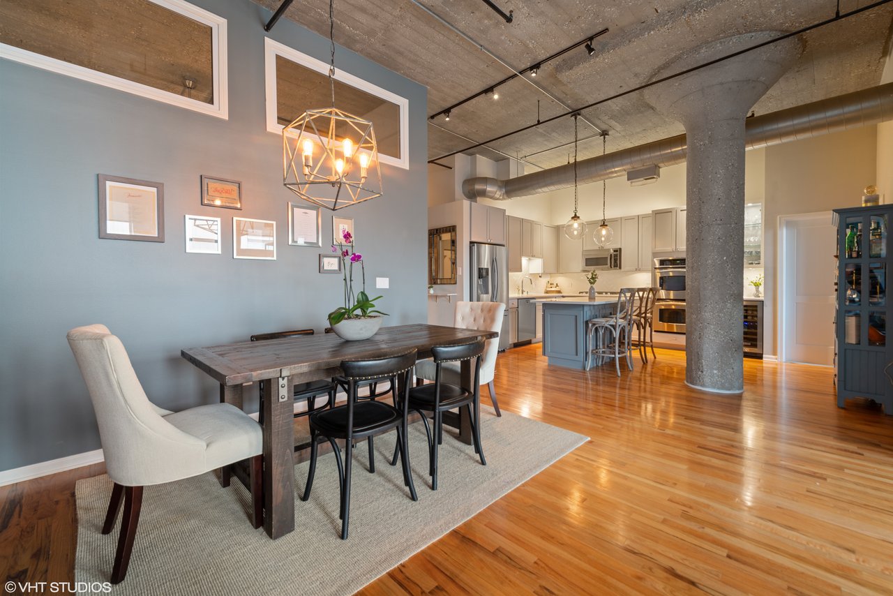  758 N Larrabee St Unit 821
