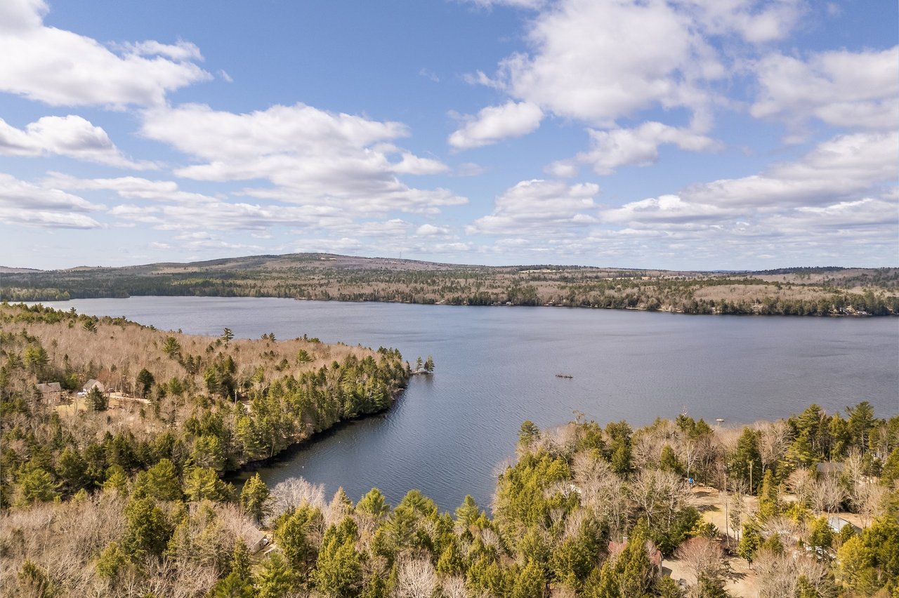 76 Cottage Shore Drive Holden, ME 04429-7003