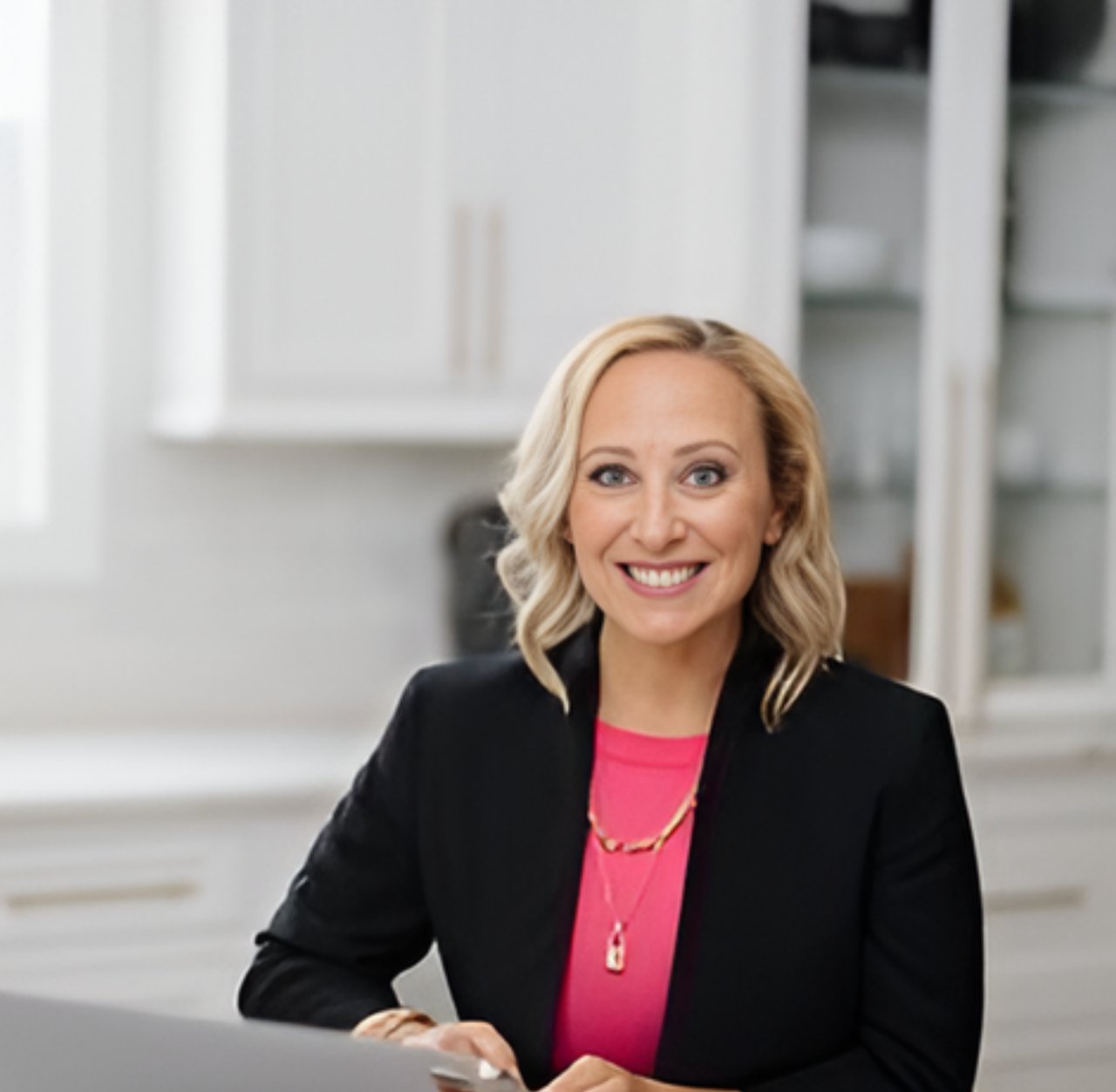 Sarah Shifflet Worthington, OH Real Estate Agent Headshot