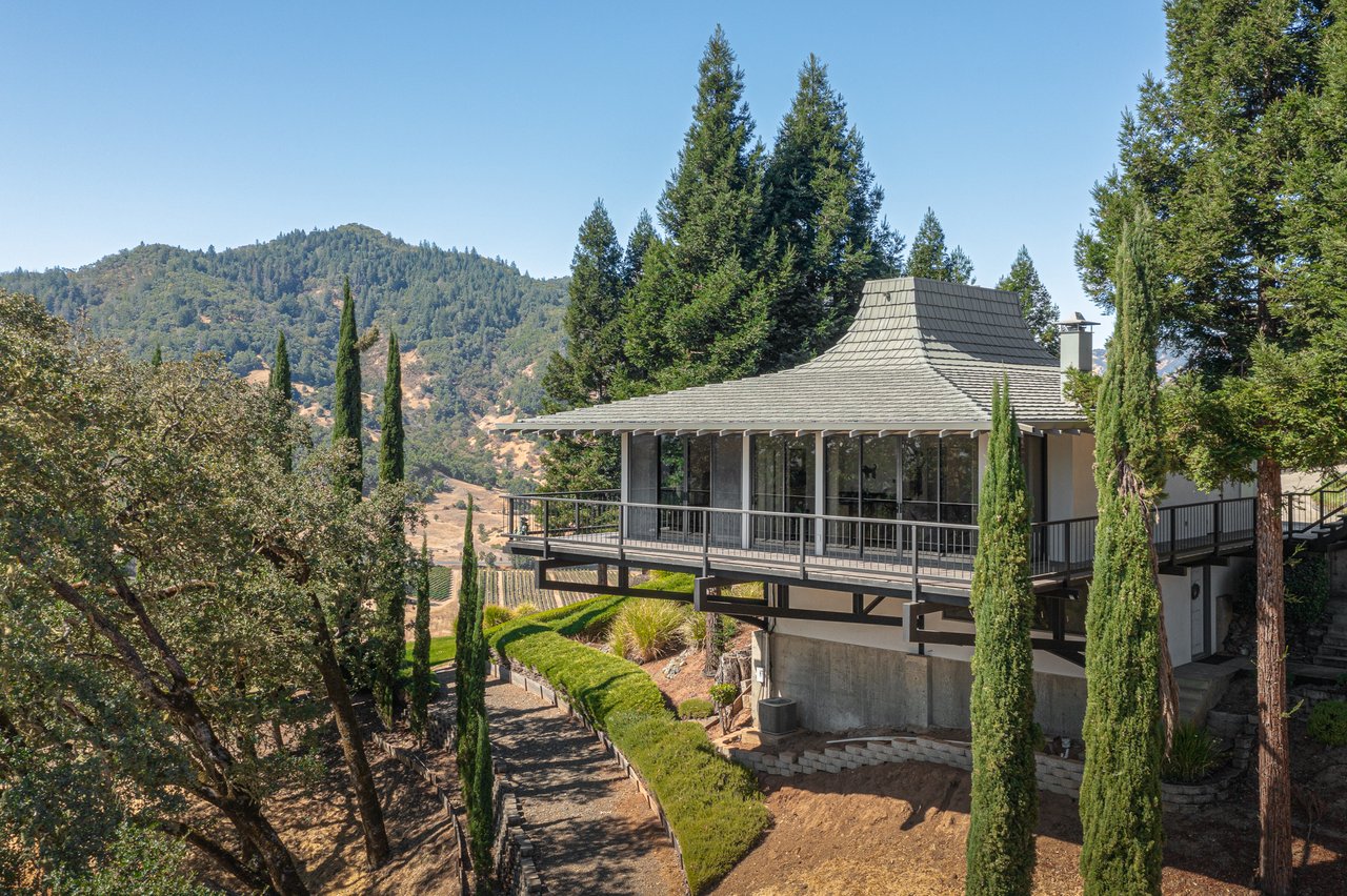 The Sky House of Mendocino County