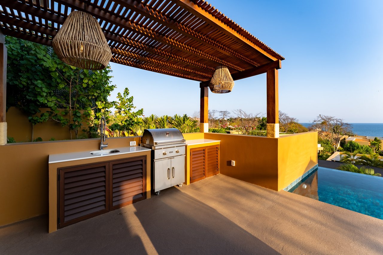 5 Bedroom, Single Family Home, La Cañada Casa A 