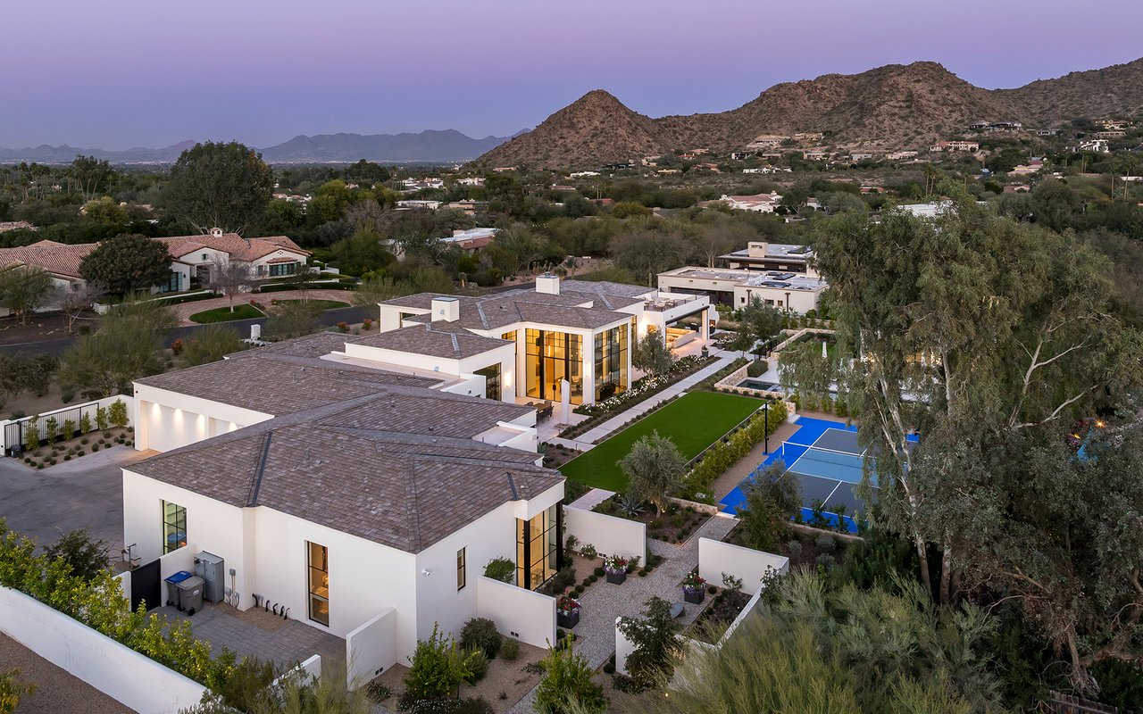 5029 E DESERT PARK Lane