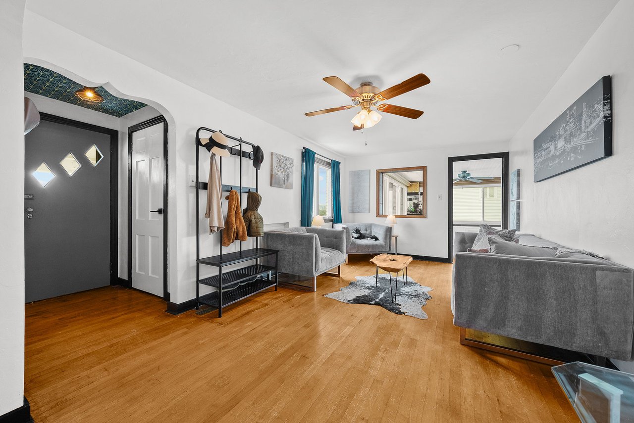 615 Lincoln Ave, Carnegie PA 15106