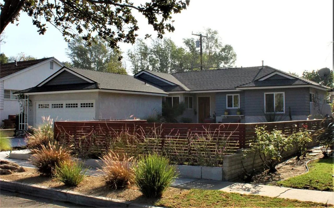 4588 Dean Dr