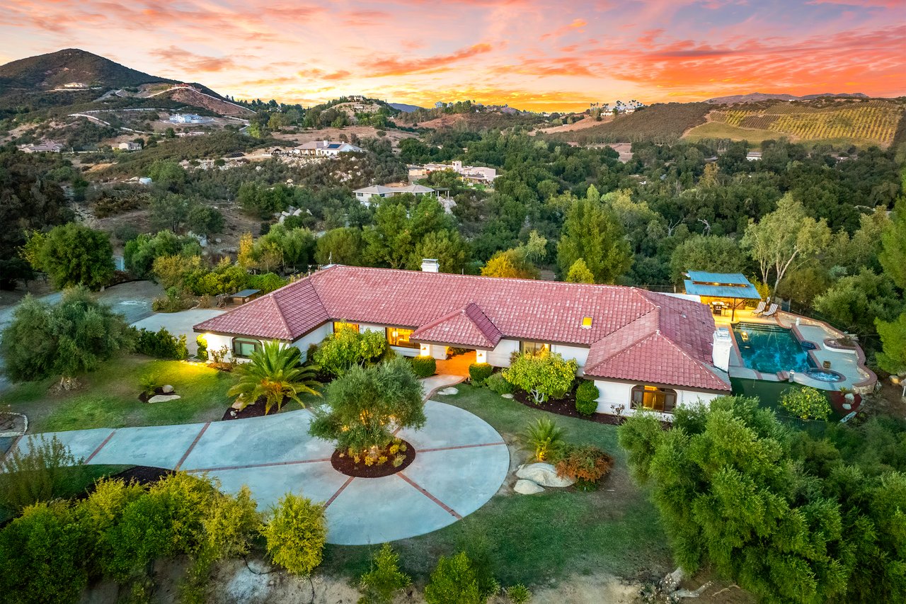 18590 Hombre Lane