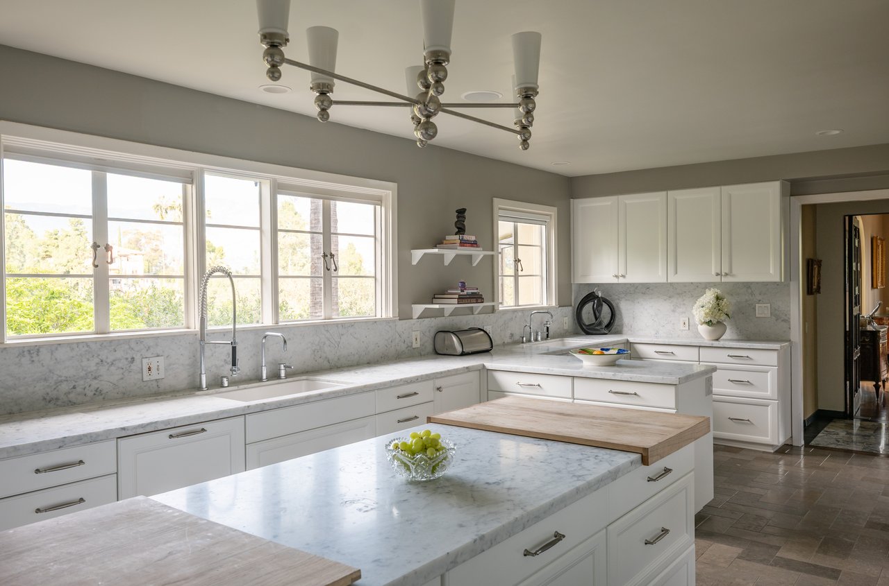 200 Fern Dr, Pasadena