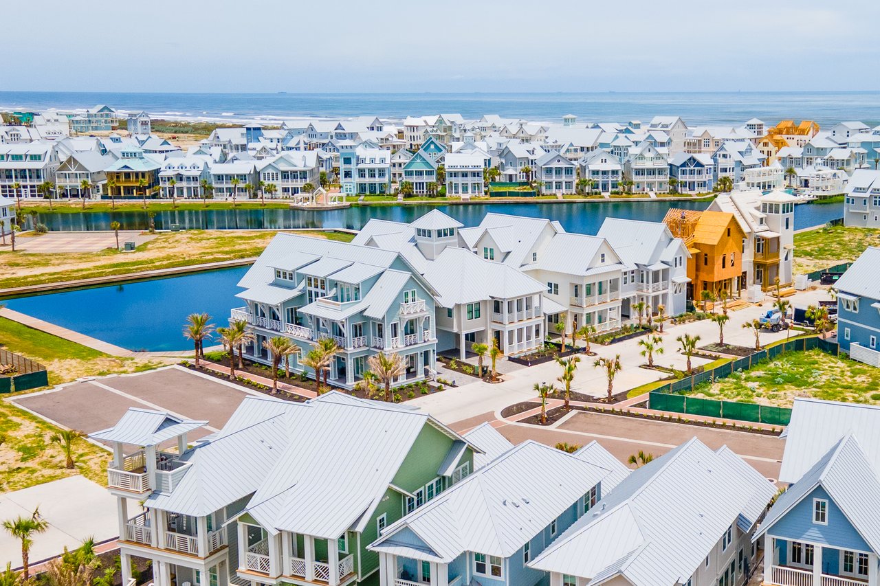 221 Teakwood Drive, Port Aransas, TX 78373