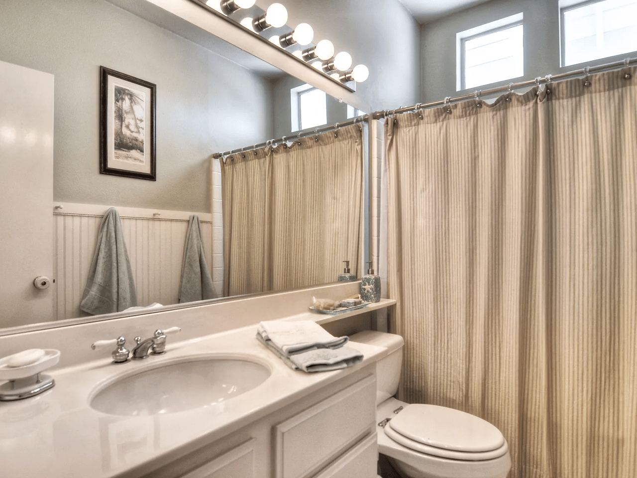 5 Carlsbad Ln