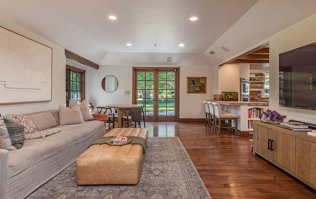 5721 Bonsall Dr