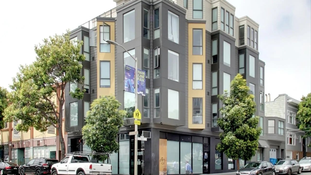1050 Valencia
