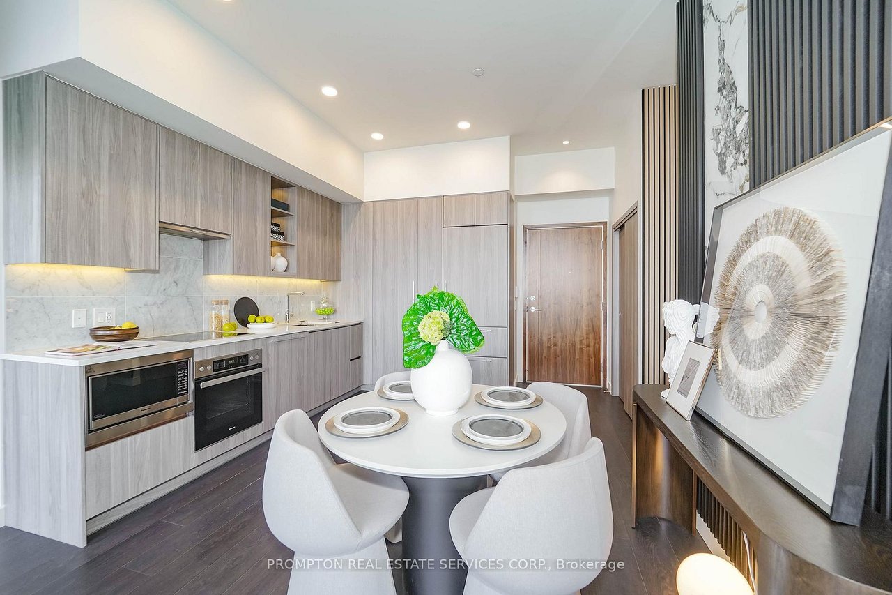 SEASONS CONDOS PENTHOUSE 