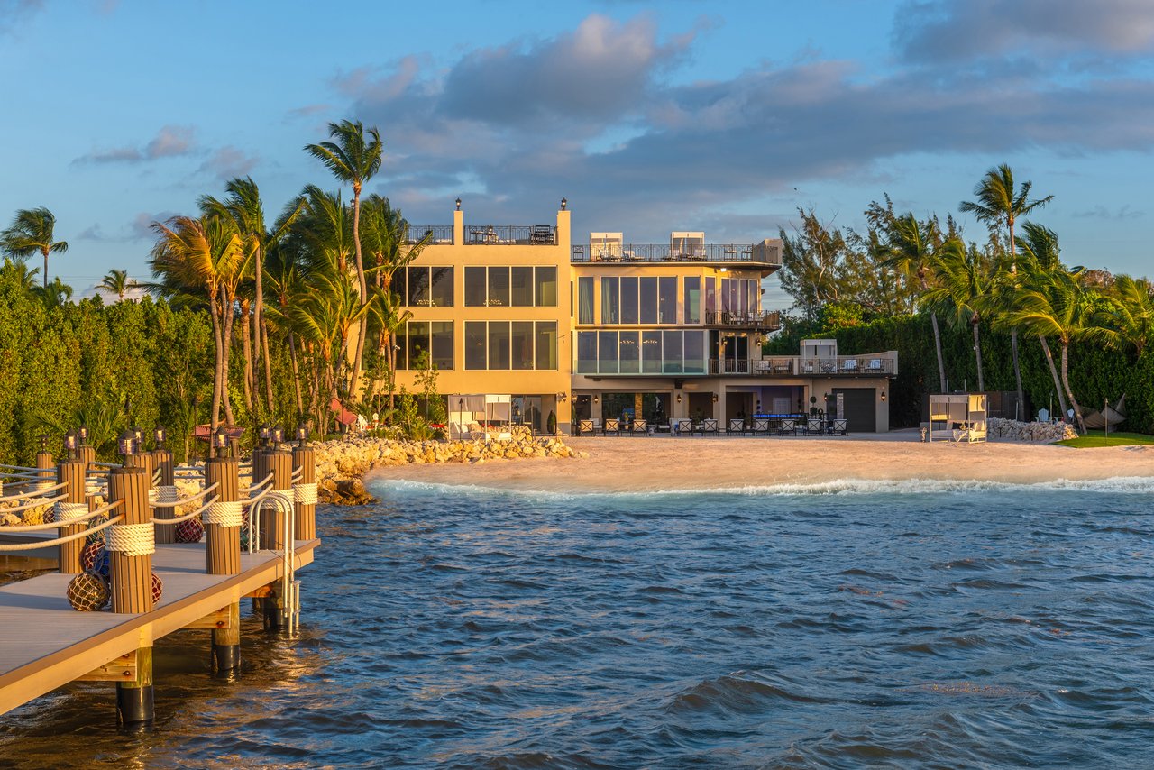Chateau On The Ocean