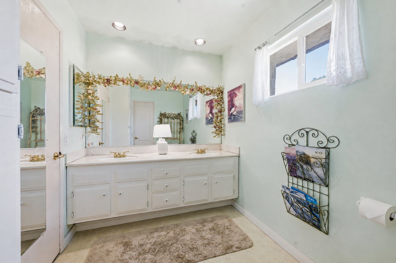 7267 Pondera Circle
