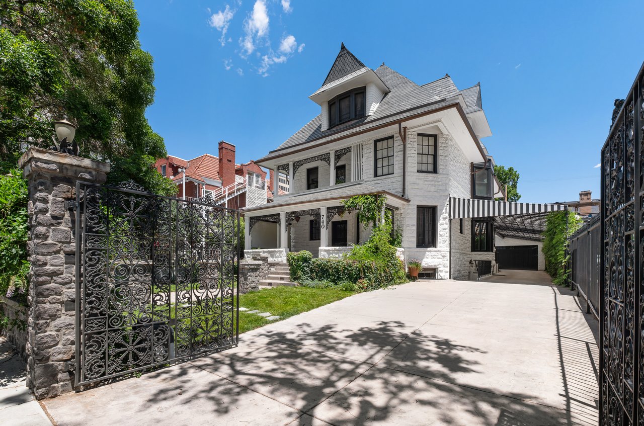 740 Washington