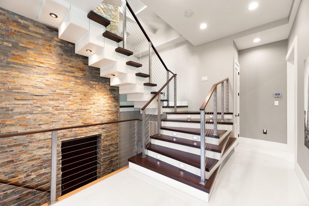 Luxury Home Optimal Location