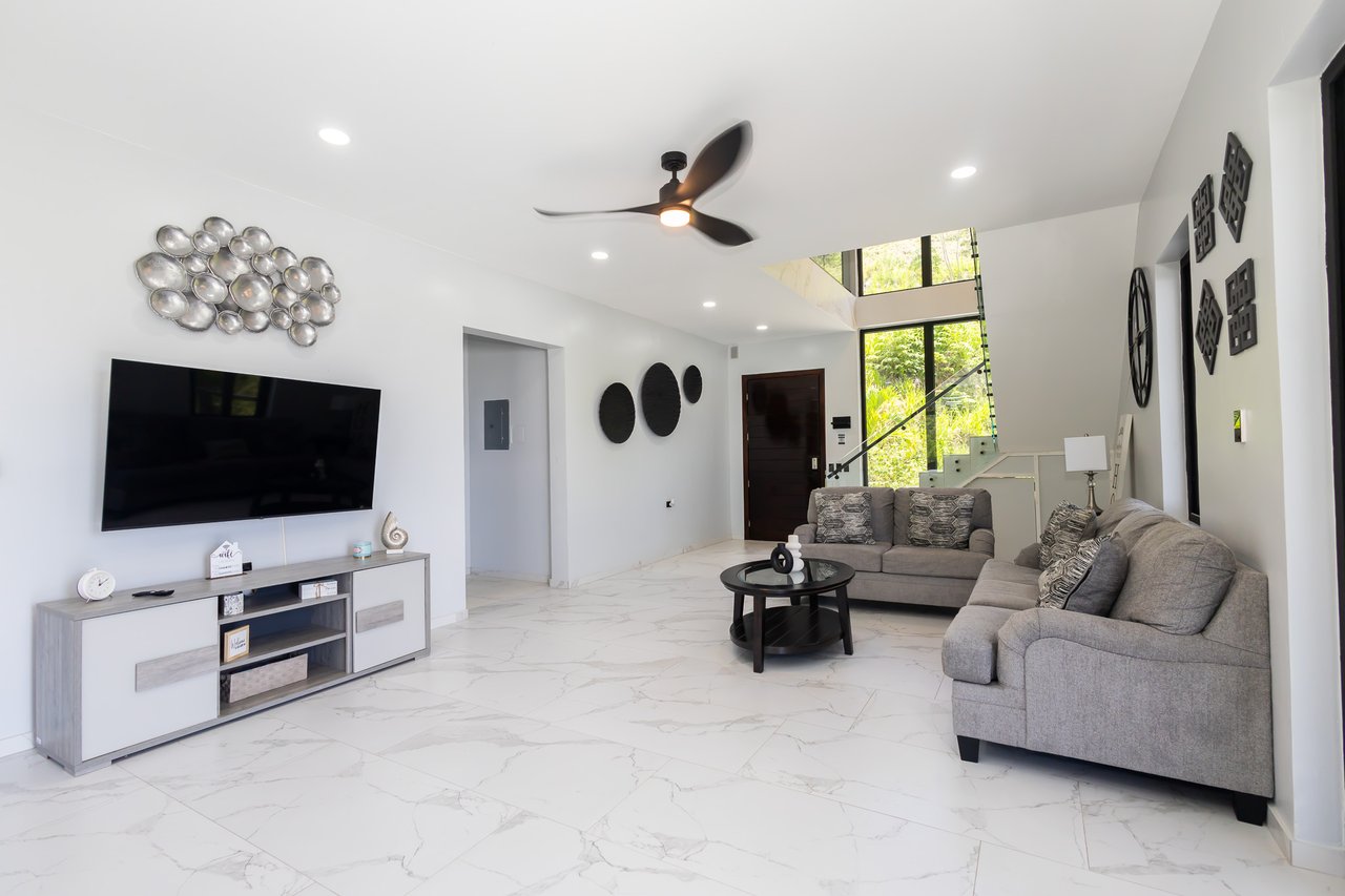 Casa Ramirez, Coral View Villages