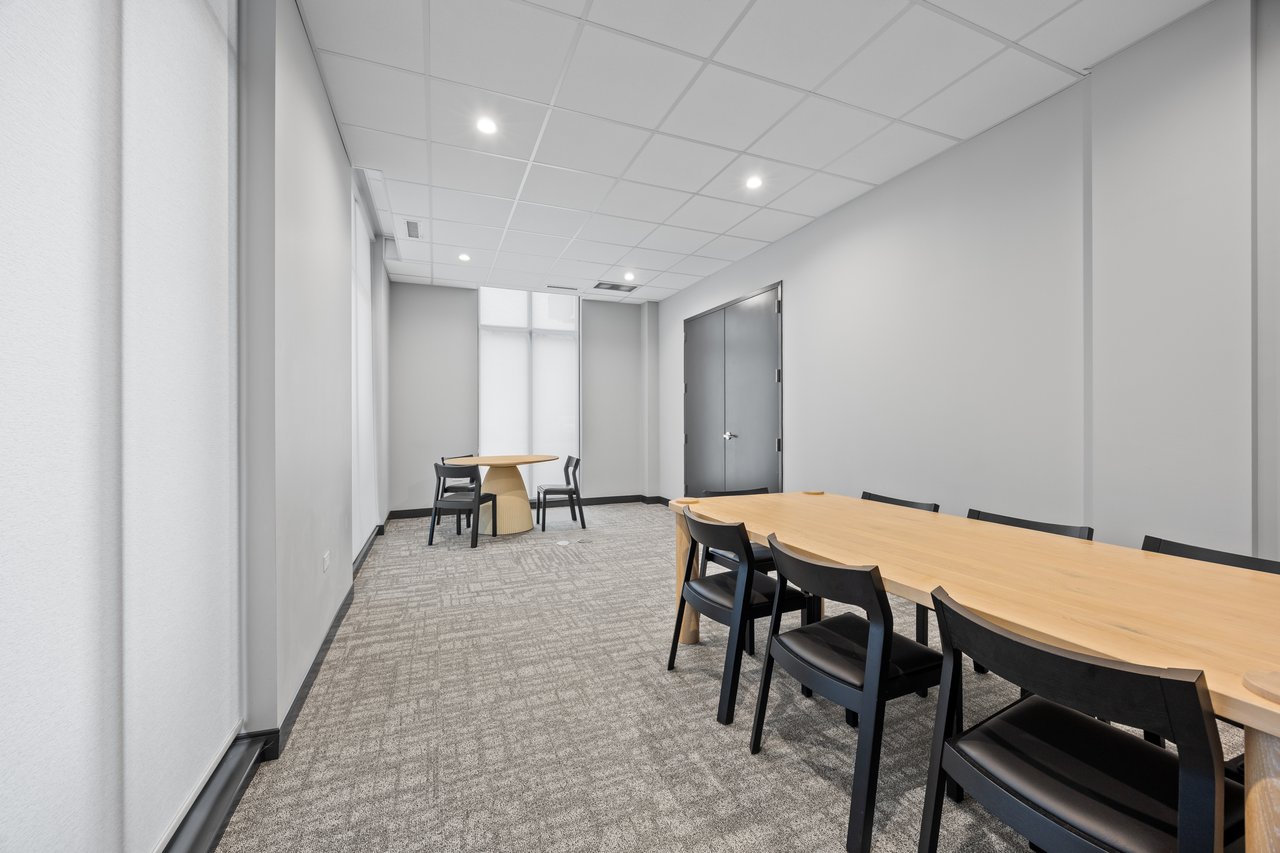 305 S Racine Ave PH-D