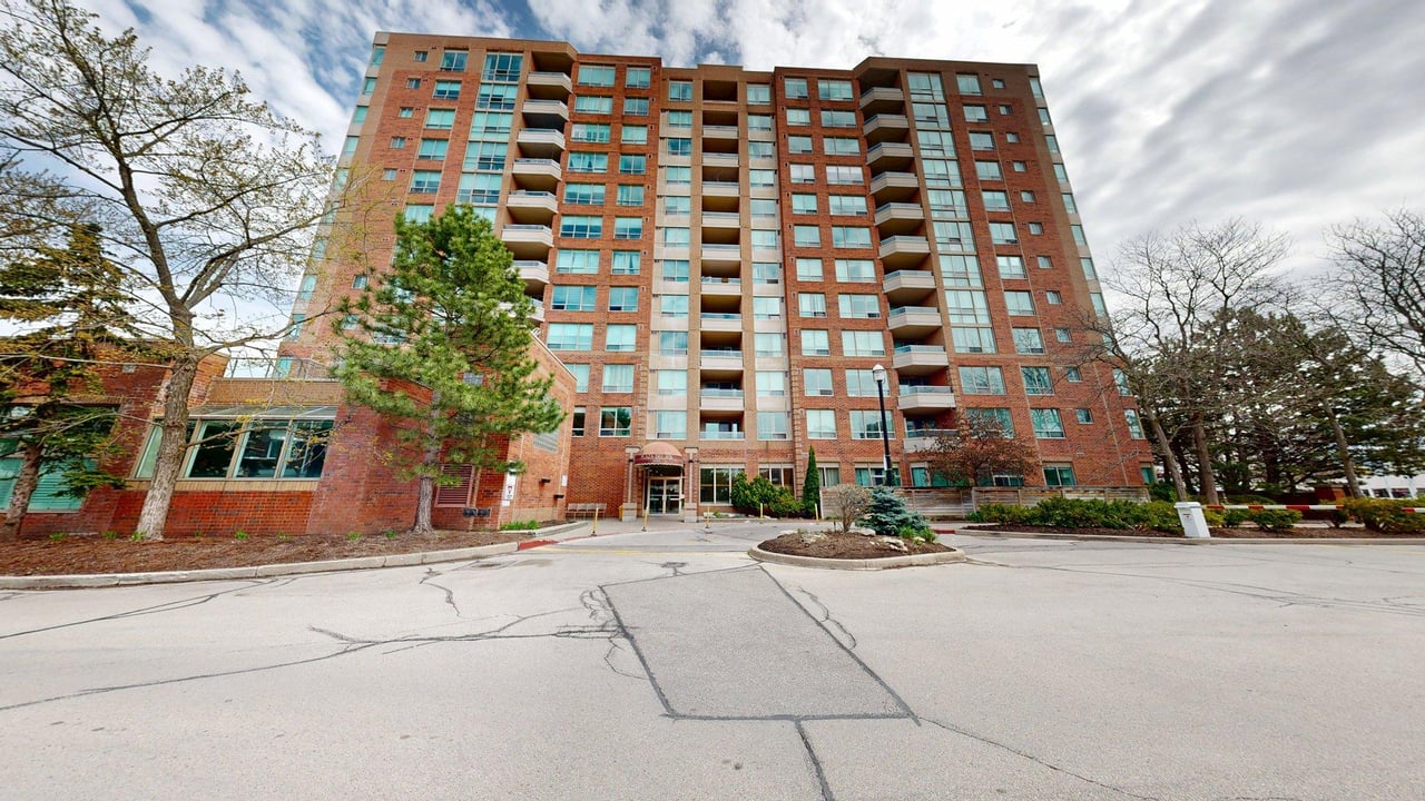 850 Steeles Avenue W Unit: 709