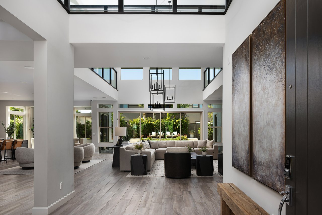 3133 E SILO Drive