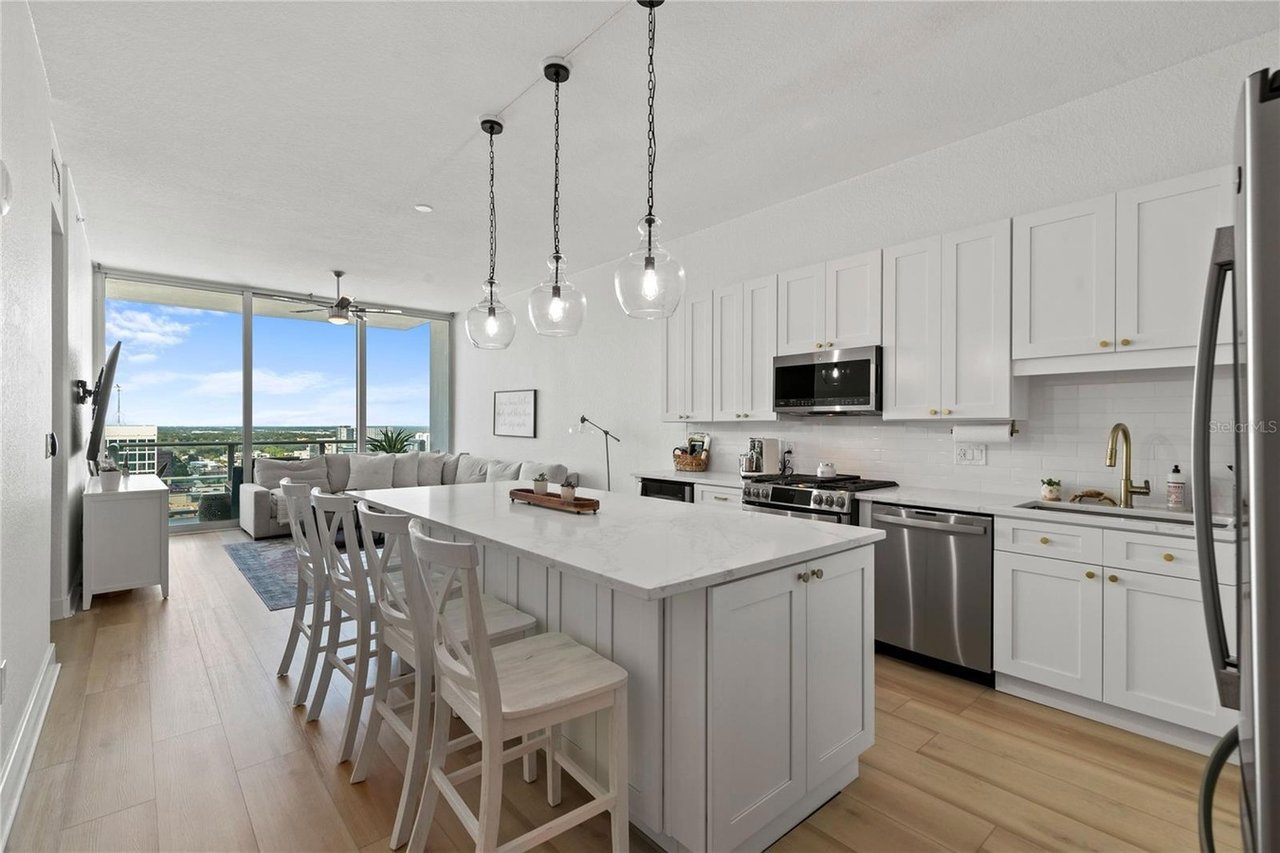 150 E Robinson St Unit 2006