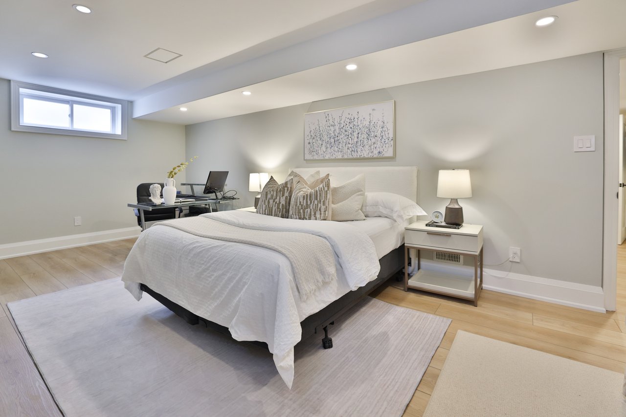 2464 Deer Run Avenue