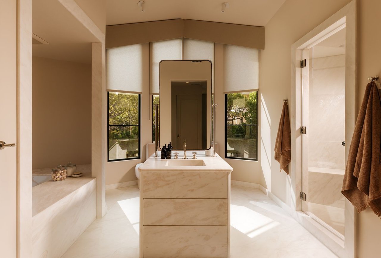 1122 La Altura Rd, Beverly Hills
