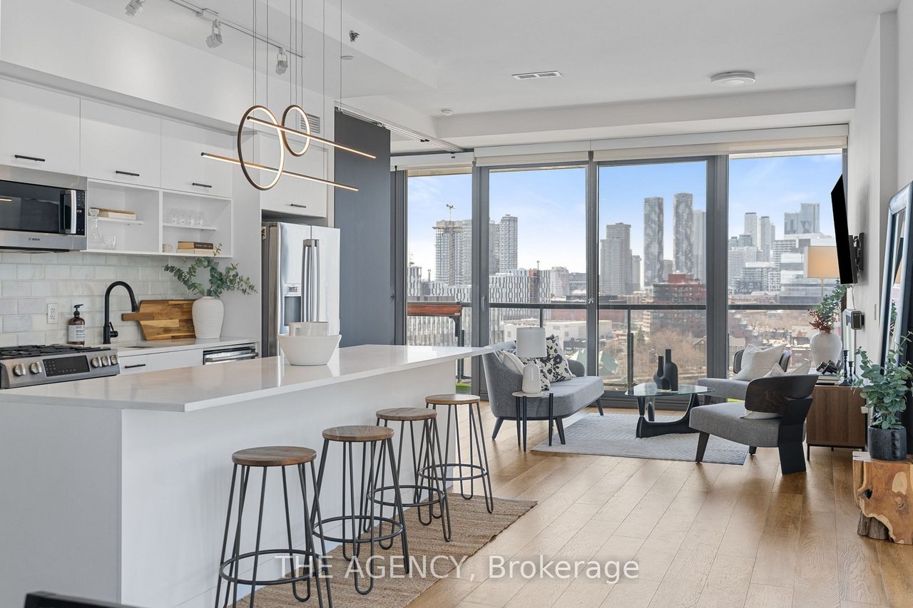 PENTHOUSE LIVING IN CORKTOWN
