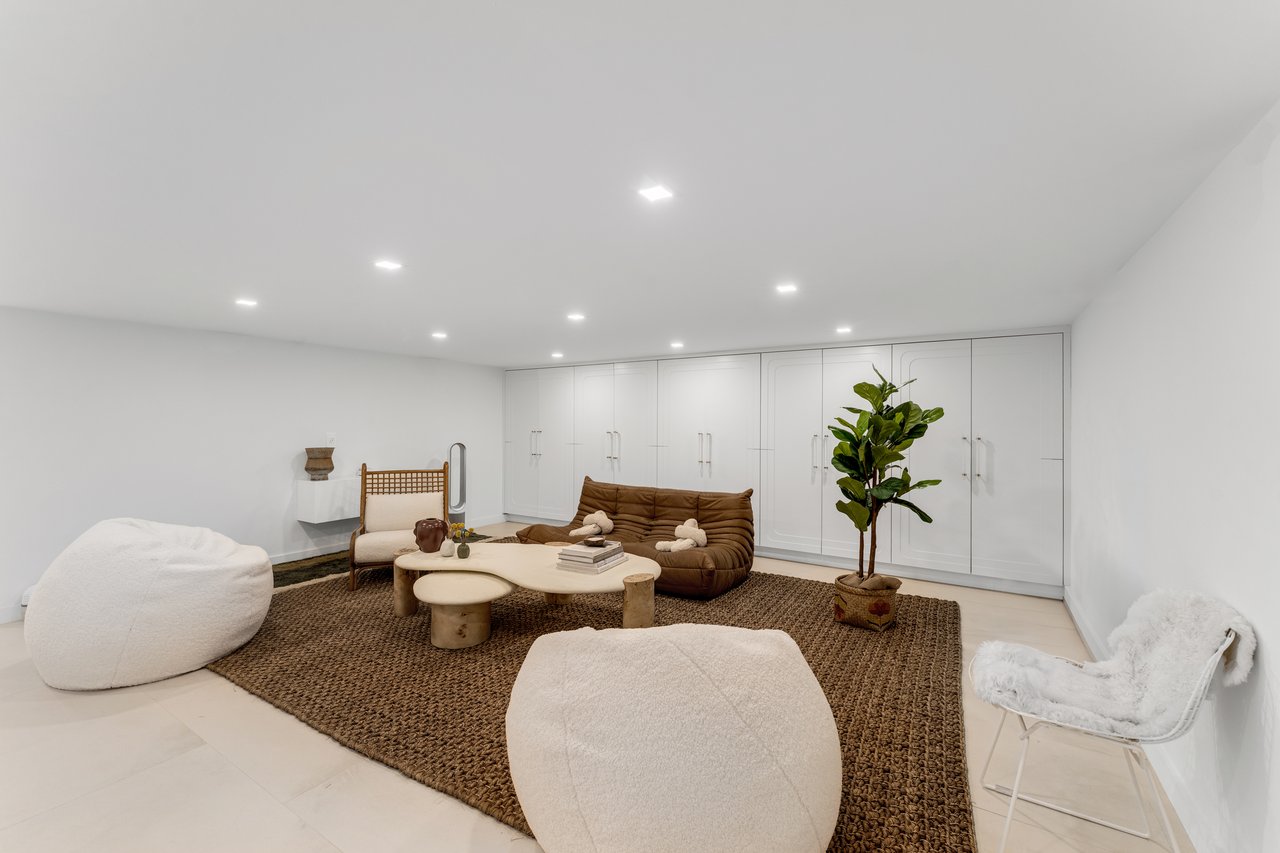 Architectural Waterfront Masterpiece in Cocoplum