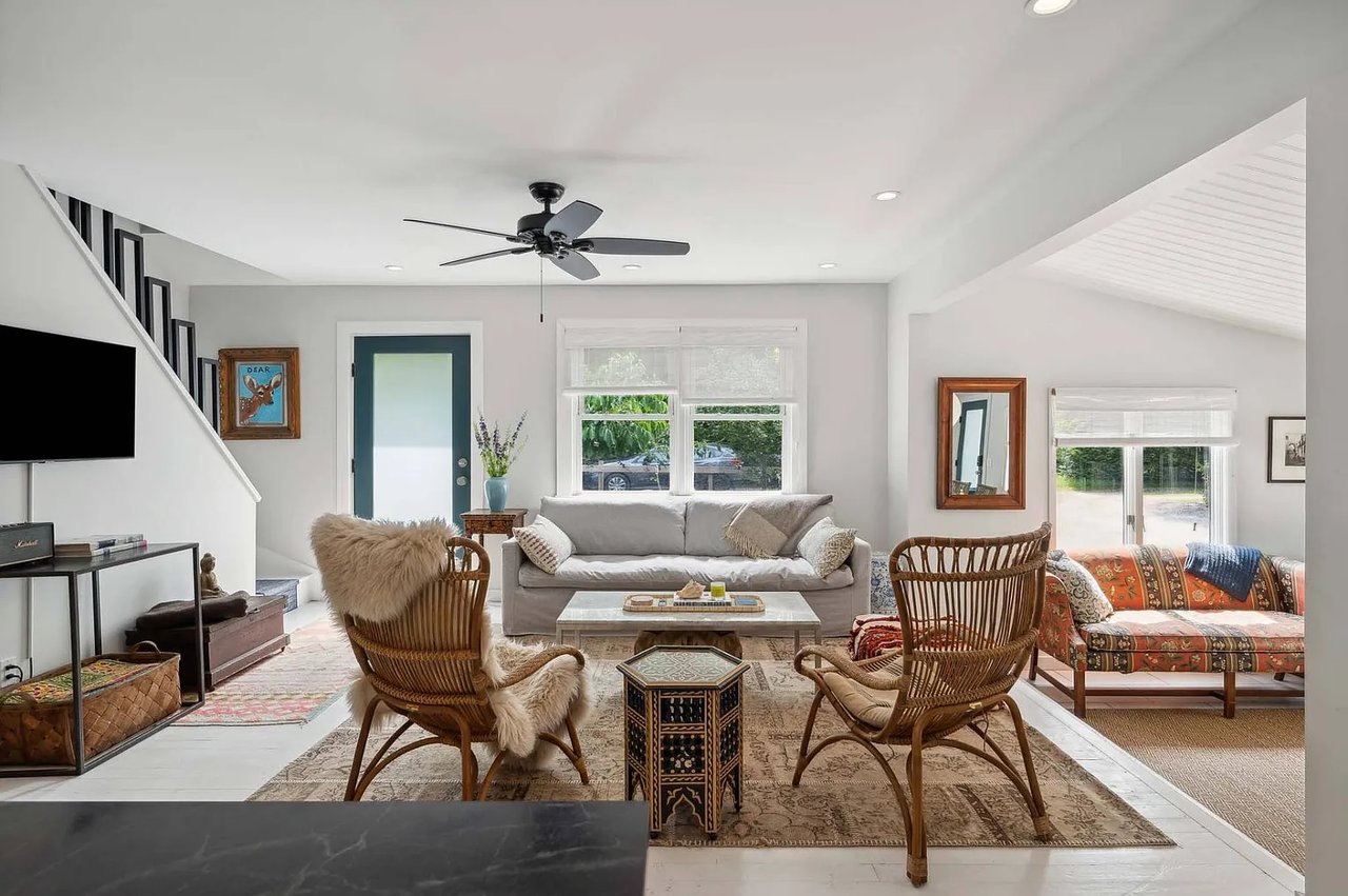 3 Holmes Lane, Hampton Bays