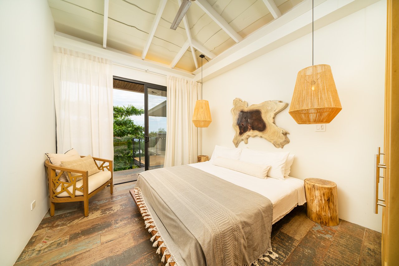 Casa Salinas – 3 beds ocean view home in playa grande