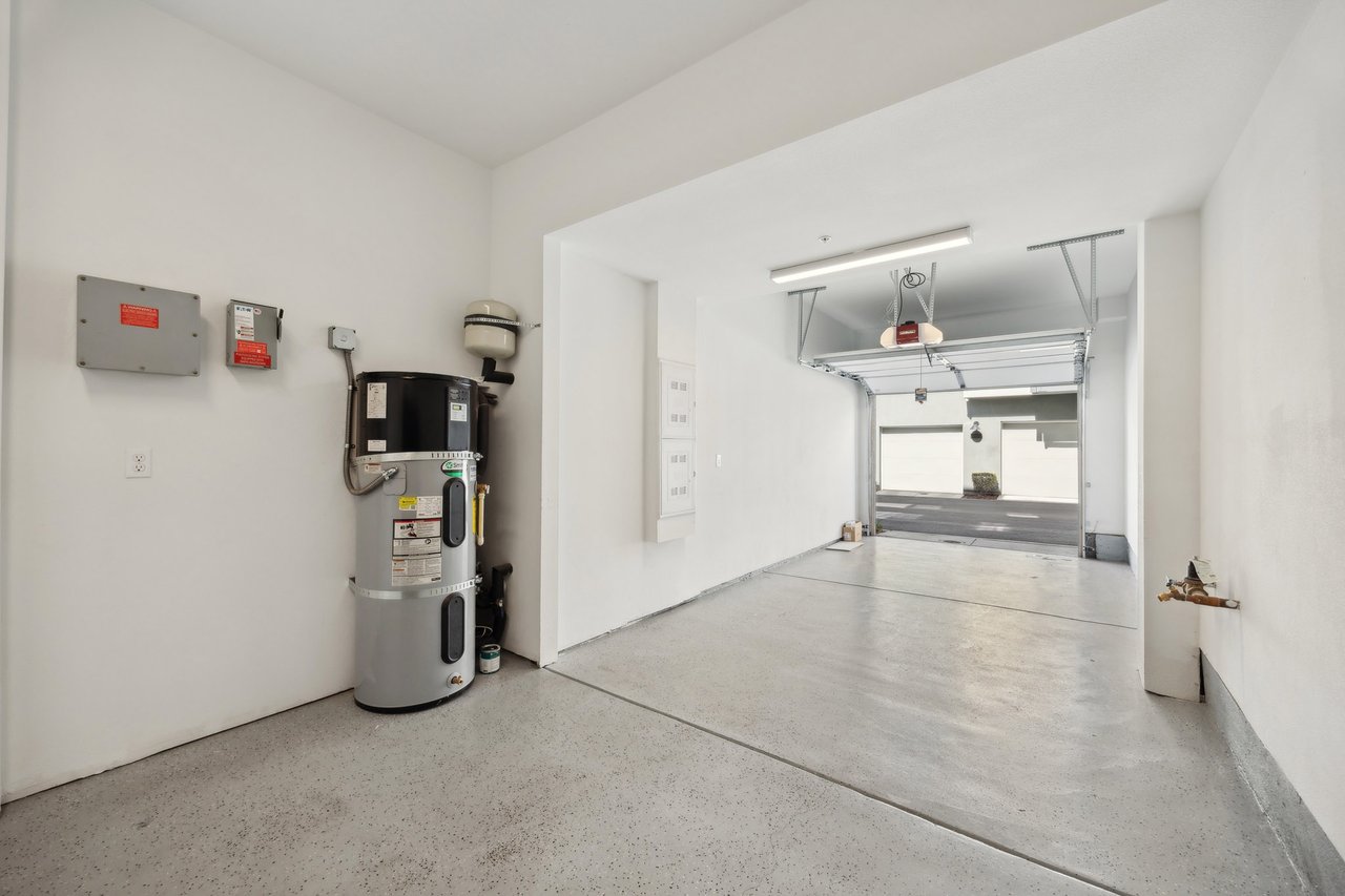 172 Uptown Cir