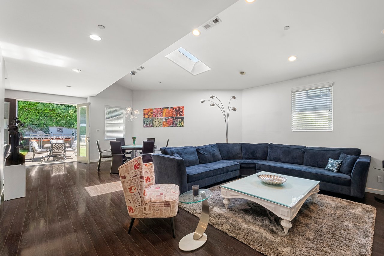 9313 Bolton Rd, Beverlywood Vicinity