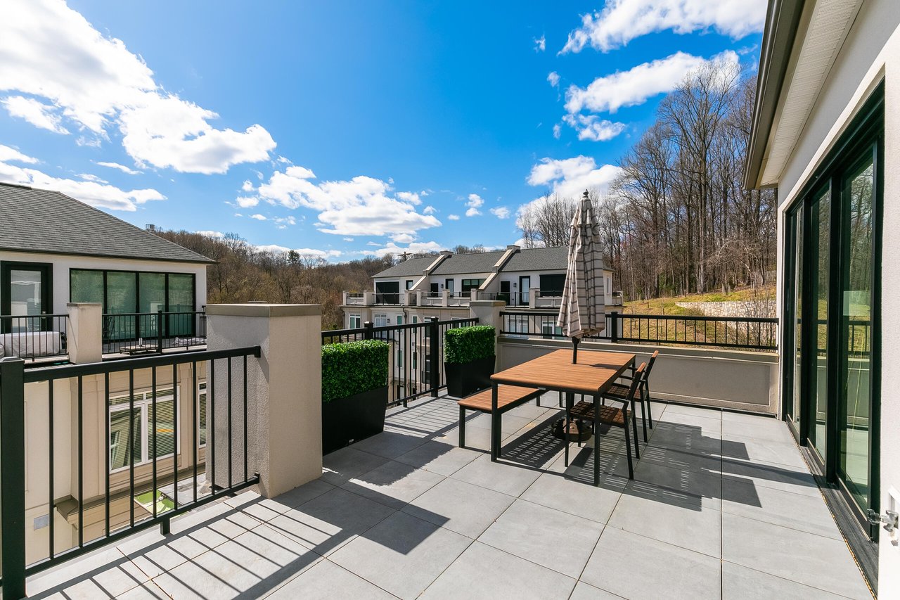 8201 River Rd, Bethesda, MD 20817