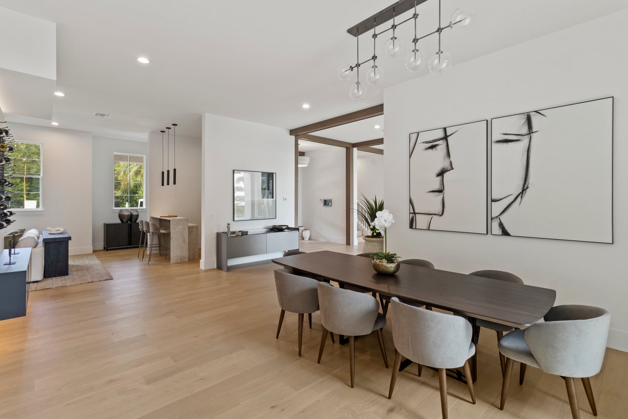 7706 Ficquette Rd- Windermere