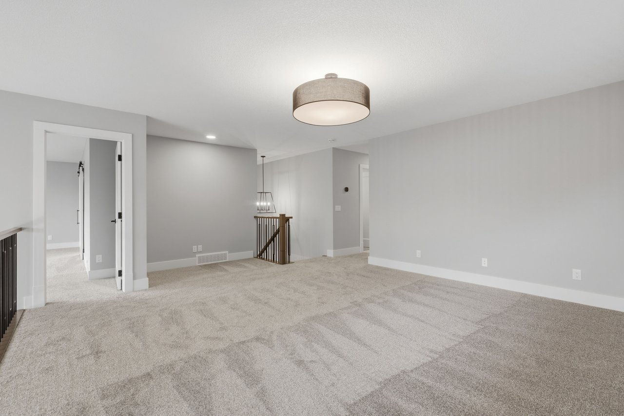 116 Greenwich Heath NW