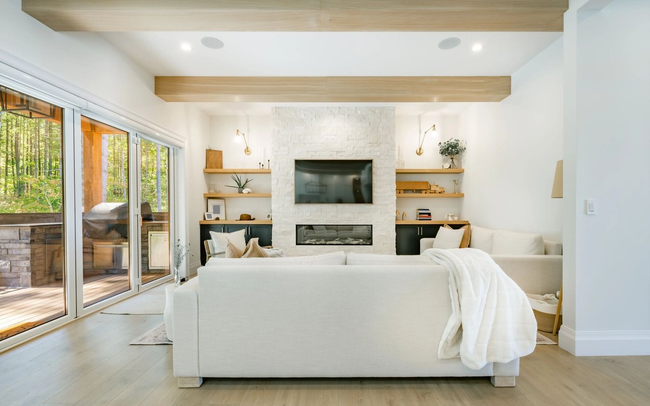New Listing! 5122 Tabano Way