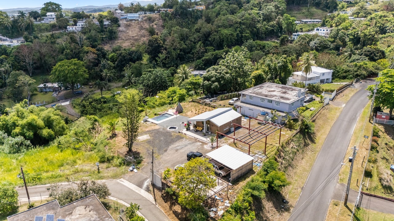 Boutique Tiny Home Oasis with Income Potential