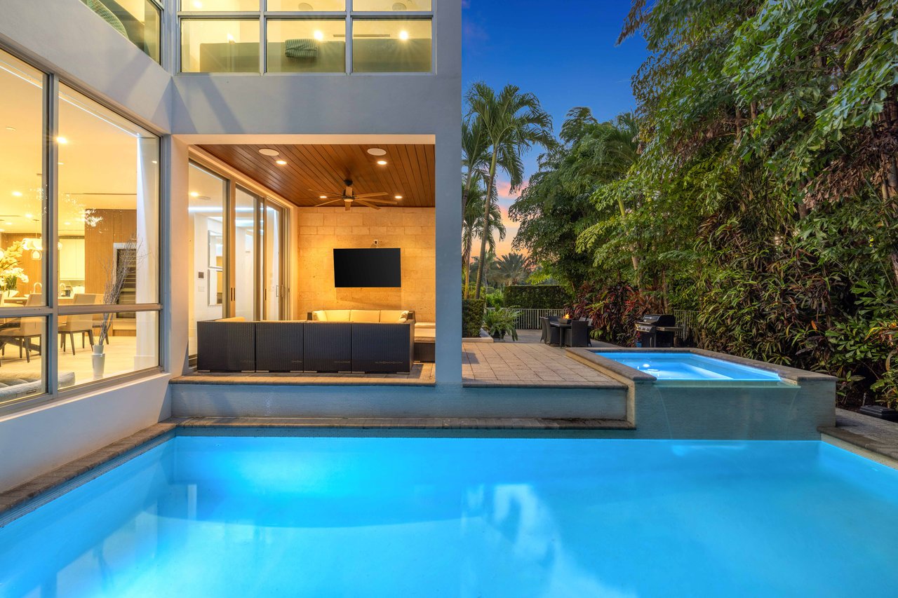 1005 Bucida Rd, Delray Beach