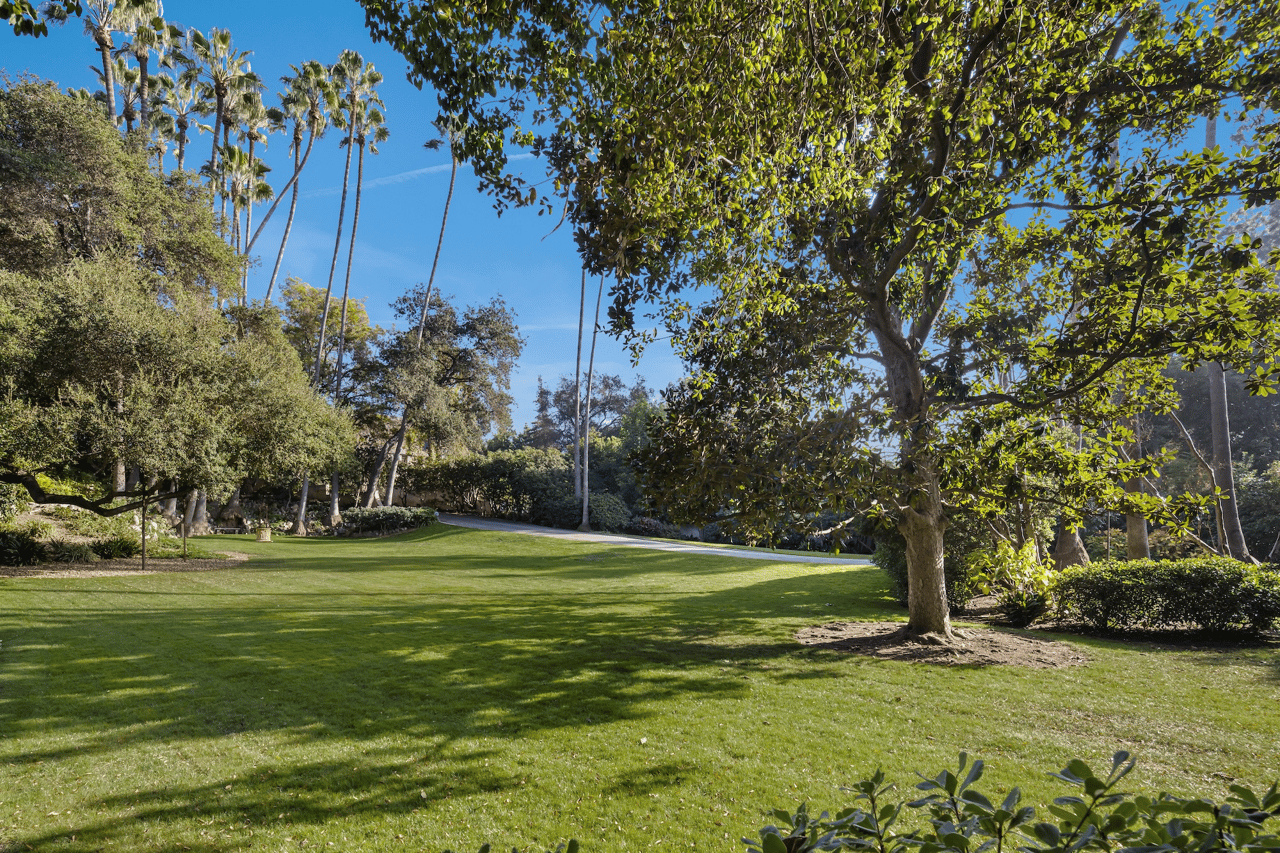 262 S San Rafael Ave