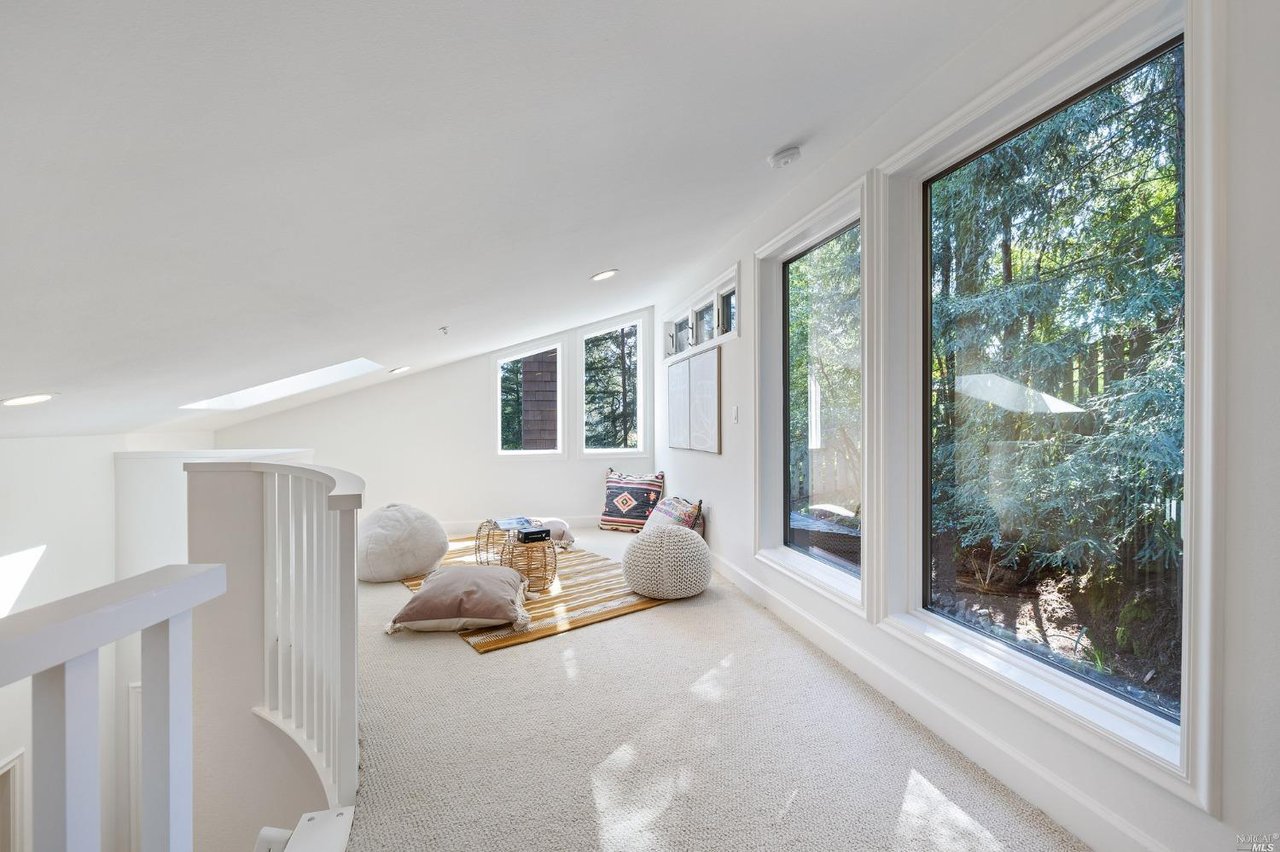 267 Rose Ave