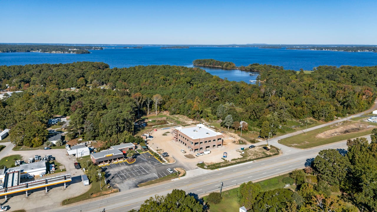 1623 N Lake Drive Office Complex