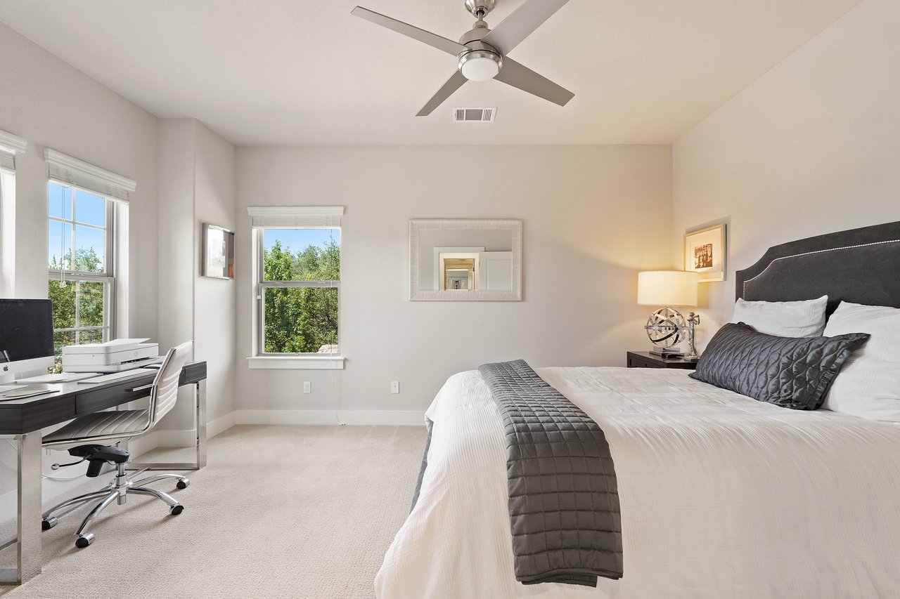 Modern Transitional Luxury Home in Gated Bluffs of Steiner Ranch | Lake Austin Access + Hill Country Views | $1.9MM