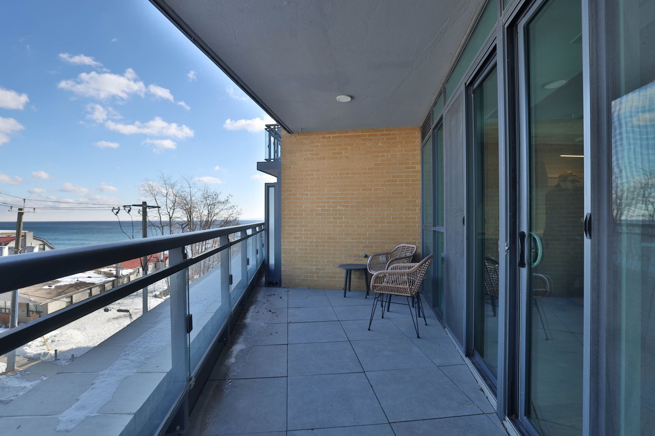 304-2060 Lakeshore Road, Burlington
